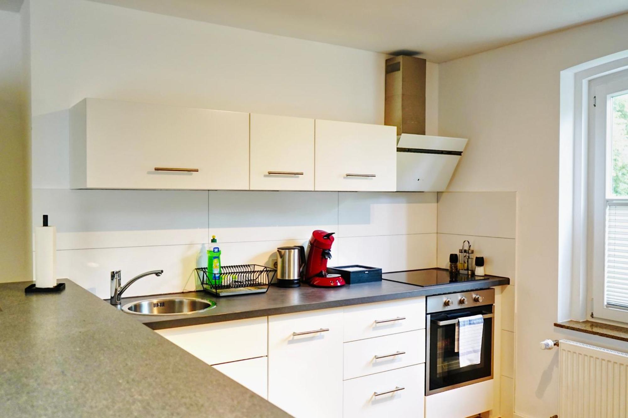 Stilvolles Apartment In Stadtnaehe-Parkplatz- 4 Personen- Balkon Wolfsburg Luaran gambar
